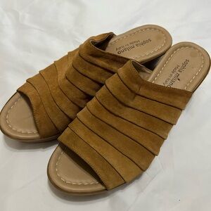 Sophia Milano Tan Suede Women's Mules made in Italy